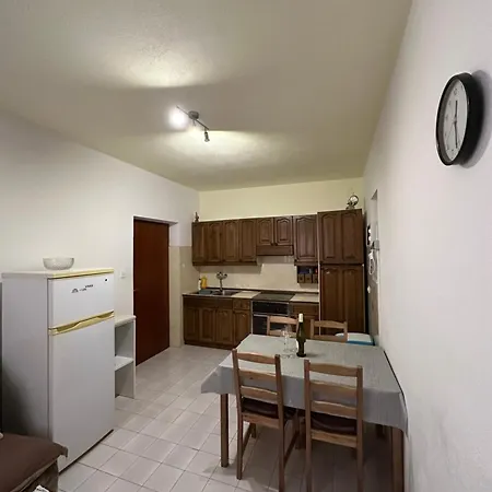 Jurica I Ankica Apartment *